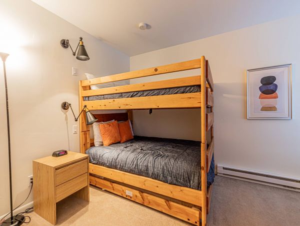 Three Bedroom Vacation Rental in Steamboat Springs Walk to the Lift