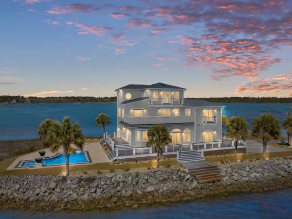 Incredible Private Island in North Carolina Six Bedroom Rental!