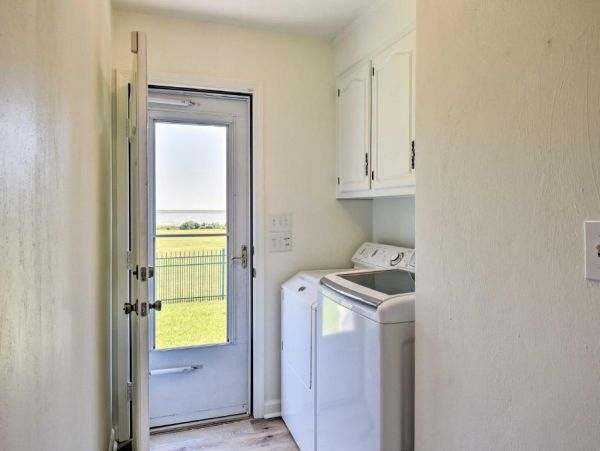 Bay Views Cheriton Vacation Home Six Bedroom