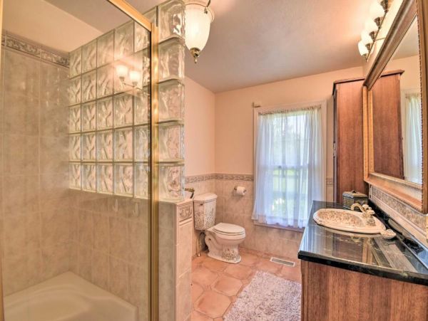 Bay Views Cheriton Vacation Home Six Bedroom