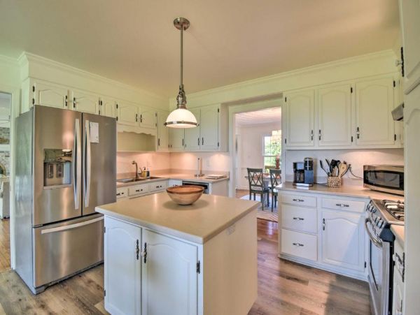 Bay Views Cheriton Vacation Home Six Bedroom