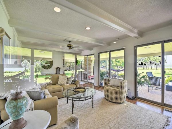 Bay Views Cheriton Vacation Home Six Bedroom