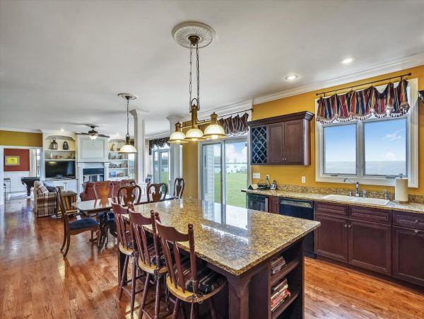 Bay Views Cambridge Vacation Home Five Bedroom