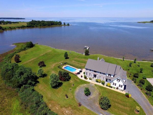 Bay Views Cambridge Vacation Home Five Bedroom