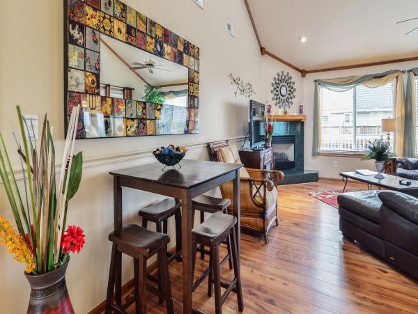 Coastal Relaxation with 6 Bedrooms & Great Amenities