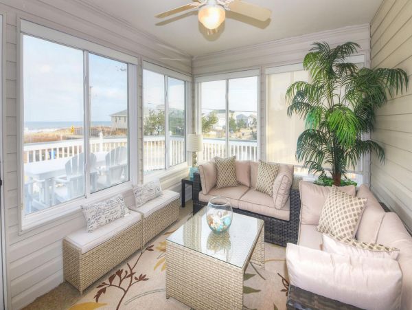 Coastal Relaxation with 6 Bedrooms & Great Amenities