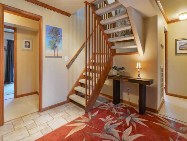 Coastal Relaxation with 6 Bedrooms & Great Amenities