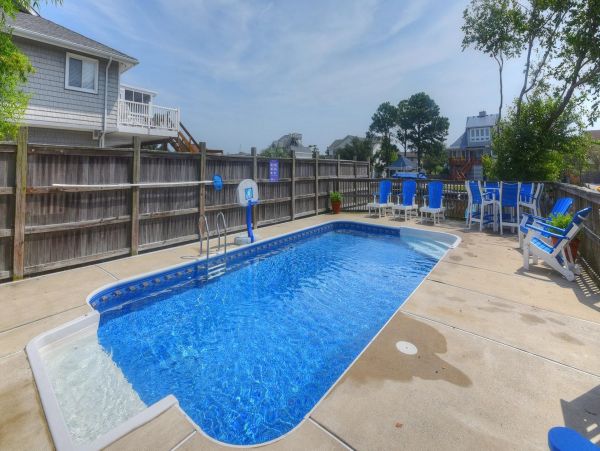 Canal View Vacation Home with 6 Bedrooms & Pool