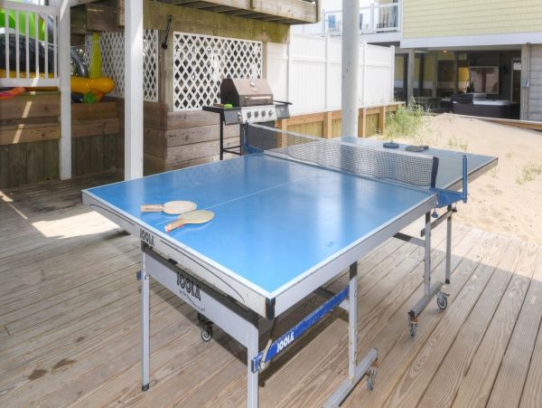 Six Bedroom Oceanfront Vacation Rental in Virginia Beach