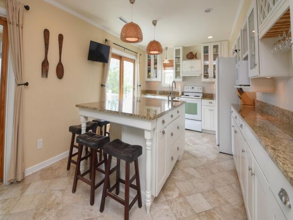 Comfortable Virginia Beach Vacation Home with Private Pool