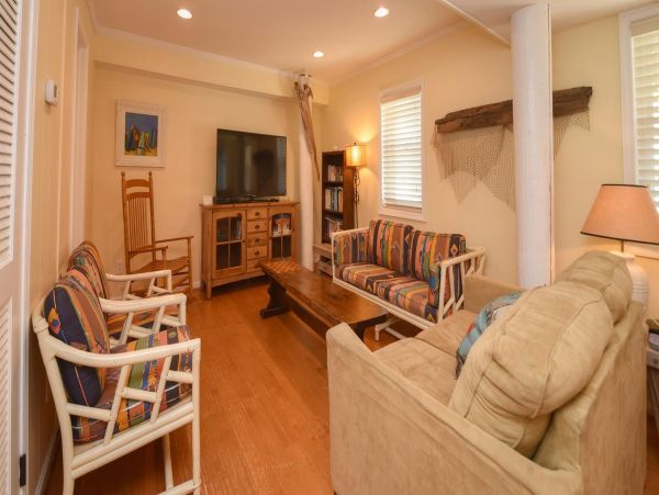 Comfortable Virginia Beach Vacation Home with Private Pool