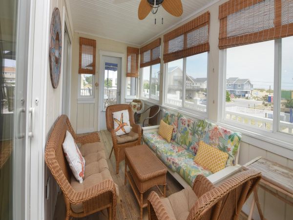 Comfortable Virginia Beach Vacation Home with Private Pool
