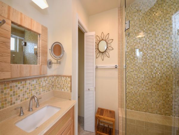 Comfortable Virginia Beach Vacation Home with Private Pool