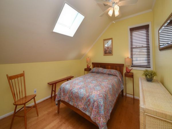 Comfortable Virginia Beach Vacation Home with Private Pool