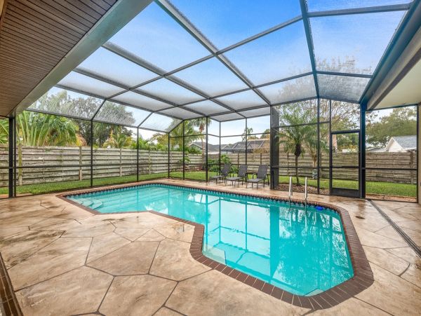 Bradenton Vacation Pool Home Four Bedroom