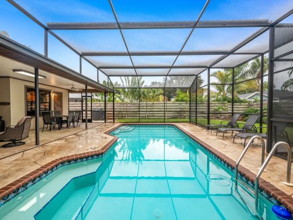 Bradenton Vacation Pool Home Four Bedroom