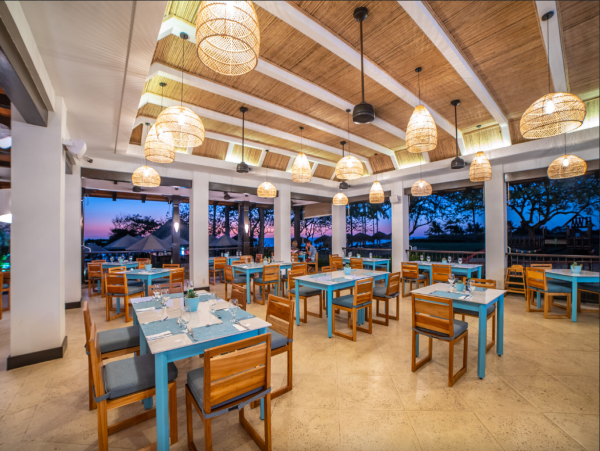 Luxury Villa with 8 Bedroom in Tamarindo