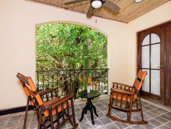 Luxury Villa with 8 Bedroom in Tamarindo