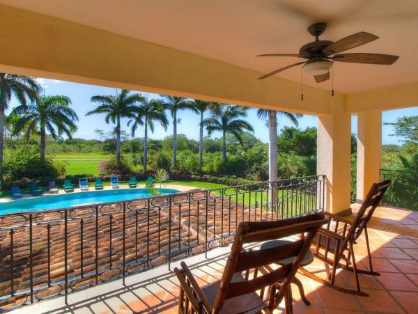 Luxury Villa with 8 Bedroom in Tamarindo