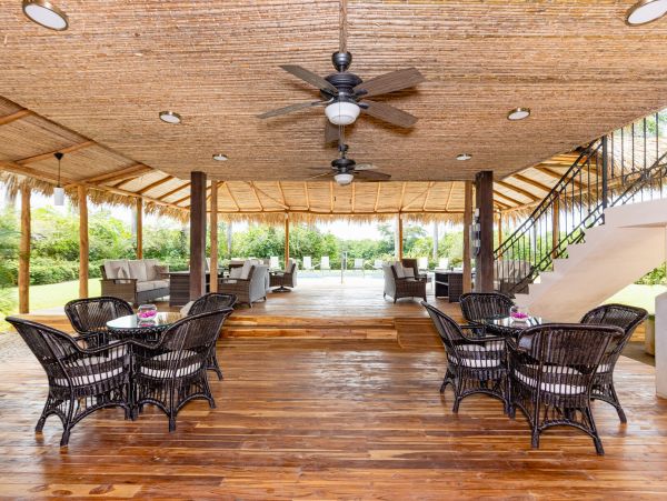 Luxury Villa with 8 Bedroom in Tamarindo