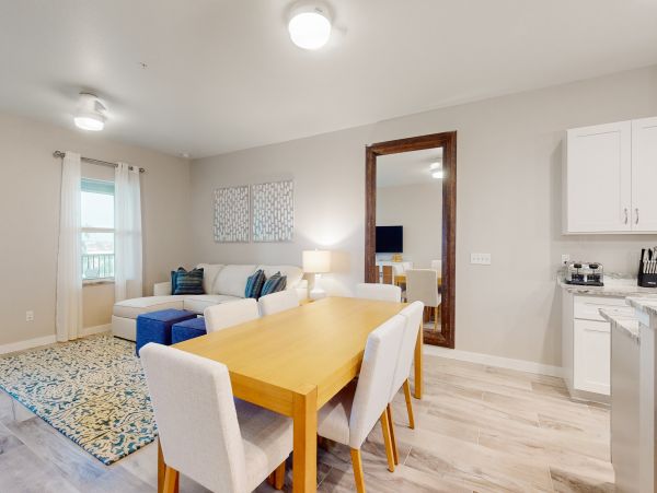 Canal Views Cape Coral Vacation Condo Two Bedroom