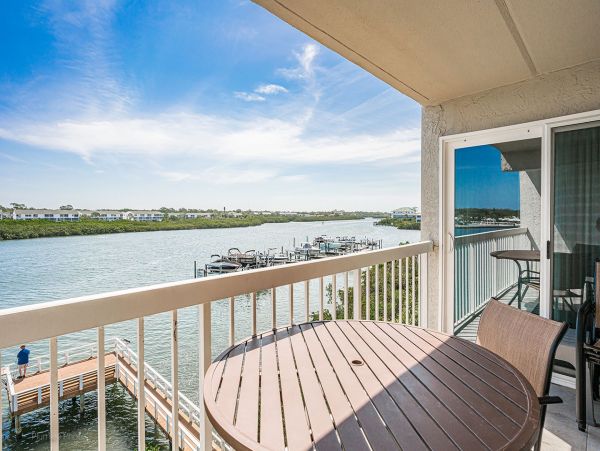 Indian Shores Vacation Condo Two Bedroom