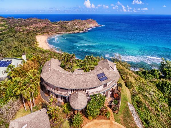 Kilauea Luxury 14 Bedroom Oceanfront Estate with Two Pools