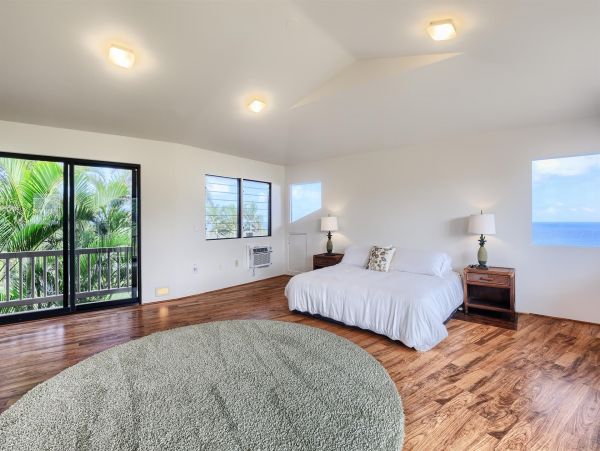 Kilauea Luxury 14 Bedroom Oceanfront Estate with Two Pools