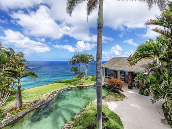 Kilauea Luxury 14 Bedroom Oceanfront Estate with Two Pools