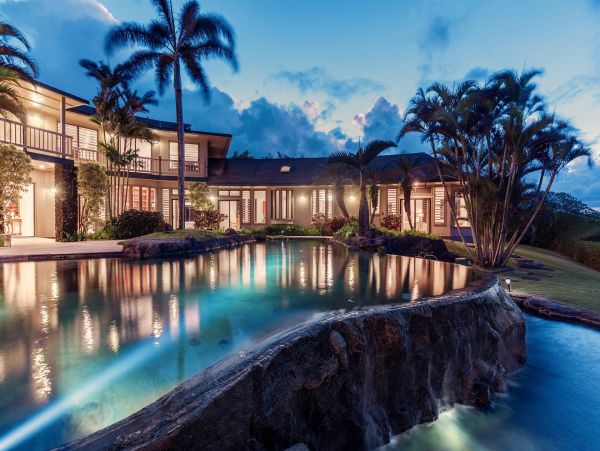 Kilauea Luxury 14 Bedroom Oceanfront Estate with Two Pools