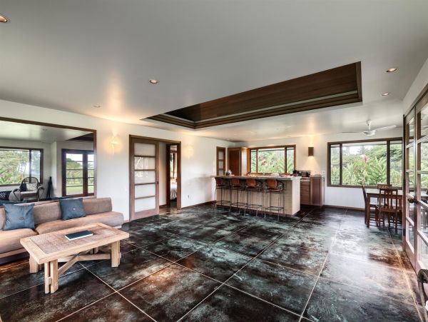 Kilauea Luxury 14 Bedroom Oceanfront Estate with Two Pools