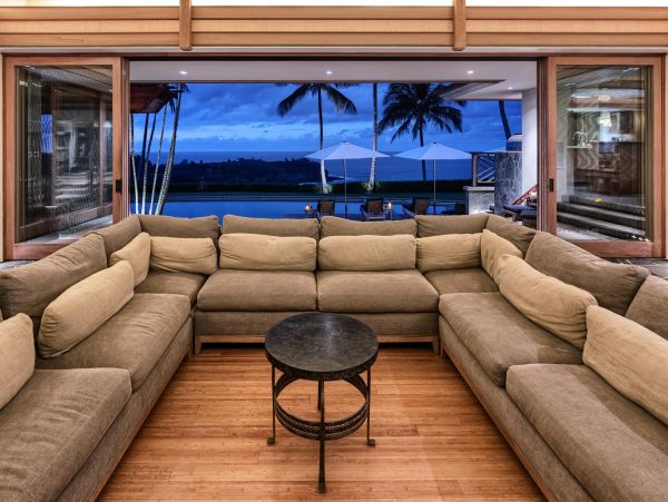 Kilauea Luxury 14 Bedroom Oceanfront Estate with Two Pools