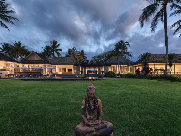 Kilauea Luxury 14 Bedroom Oceanfront Estate with Two Pools