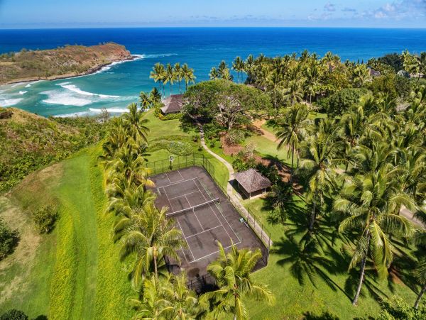 Kilauea Luxury 14 Bedroom Oceanfront Estate with Two Pools