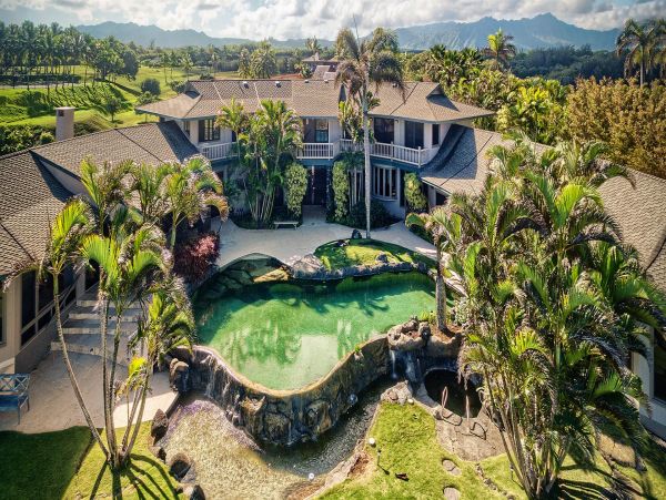 Kilauea Luxury 14 Bedroom Oceanfront Estate with Two Pools