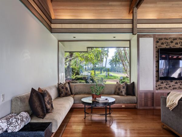 Kilauea Luxury 14 Bedroom Oceanfront Estate with Two Pools