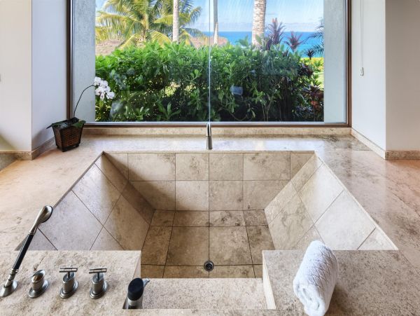 Kilauea Luxury 14 Bedroom Oceanfront Estate with Two Pools