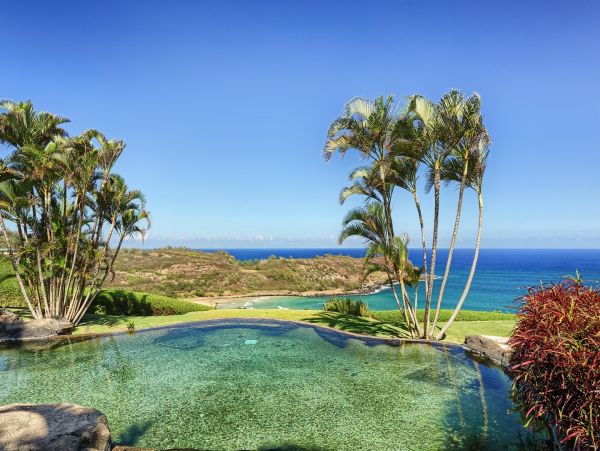 Kilauea Luxury 14 Bedroom Oceanfront Estate with Two Pools