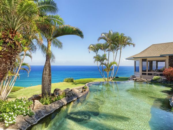 Kilauea Luxury 14 Bedroom Oceanfront Estate with Two Pools