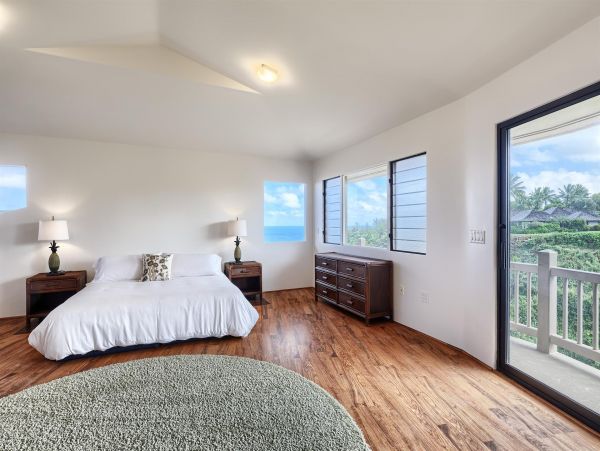 Kilauea Luxury 14 Bedroom Oceanfront Estate with Two Pools