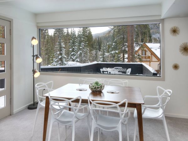 Home for Outdoor Admirers with 4 Bedroom in East Vail