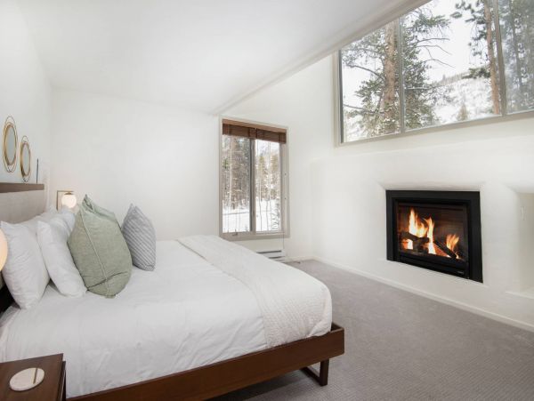 Home for Outdoor Admirers with 4 Bedroom in East Vail