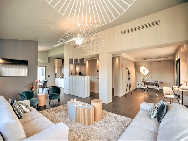 Gorgeous Oceanview Home 2 Bedroom Access to Luxury Resort