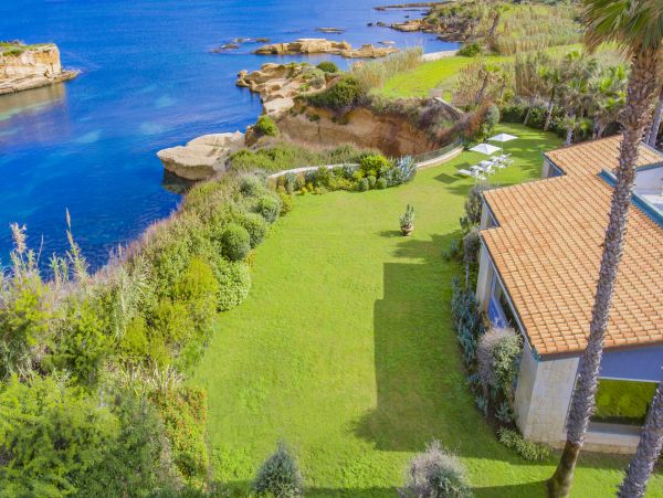 Gorgeous Oceanview Home 2 Bedroom Access to Luxury Resort