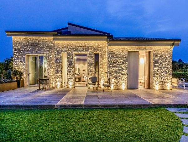 Three Bedroom Opulent Vacation Villa in Sicily