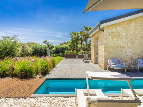 Three Bedroom Opulent Vacation Villa in Sicily