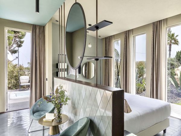 Three Bedroom Opulent Vacation Villa in Sicily