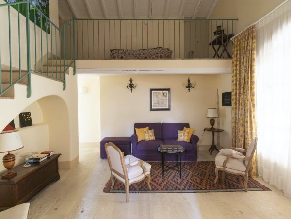 Sicily Ten Bedroom Estate with Pool & Tennis Court