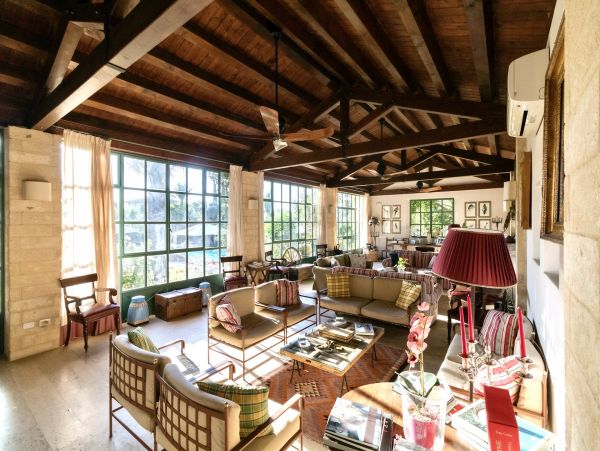 Sicily Ten Bedroom Estate with Pool & Tennis Court