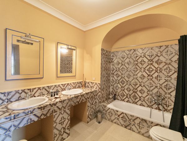 Sicily Ten Bedroom Estate with Pool & Tennis Court